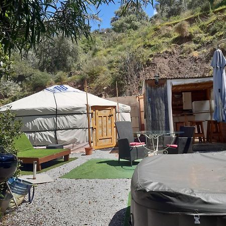 Hotel Eldorado Yurt à Algarrobo Extérieur photo