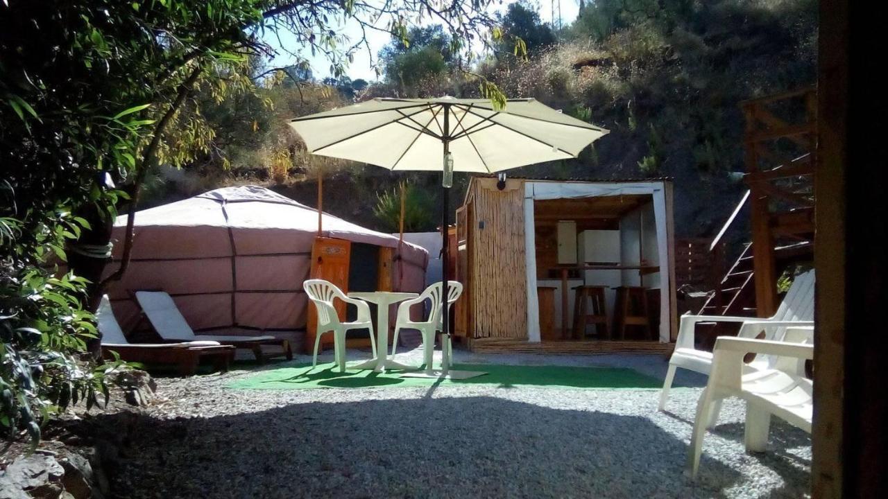 Hotel Eldorado Yurt à Algarrobo Extérieur photo
